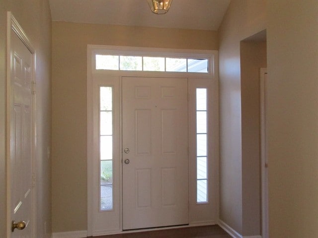 Building Photo - 1434 Hilltop Dr