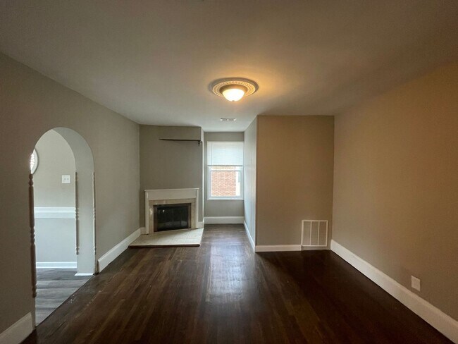 Building Photo - 4815 Glenway Ave