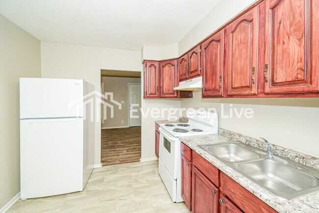 Building Photo - 9819 Bishop Ct