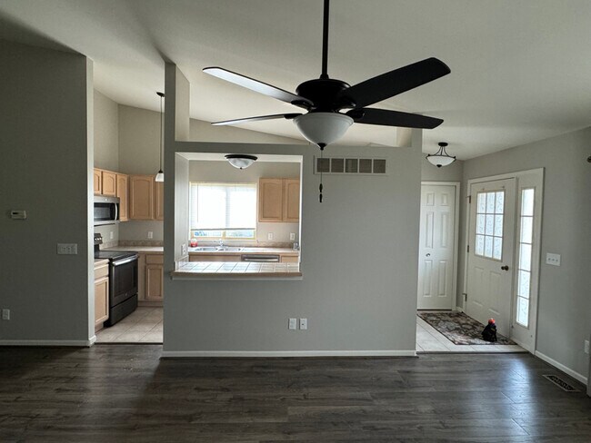Foto del edificio - 62181 Arlington Cir