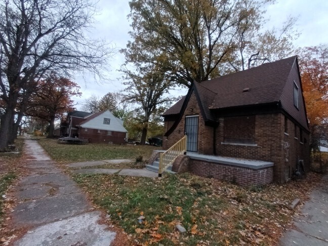 Foto del edificio - 15857 Evanston St