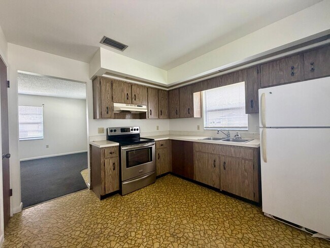 Foto del edificio - 275 25th St SW