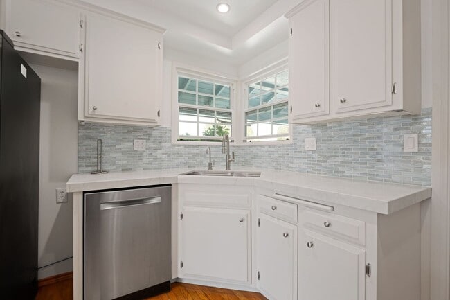 Building Photo - Charming 3-Bed, 2-Bath Home for Rent in Go...