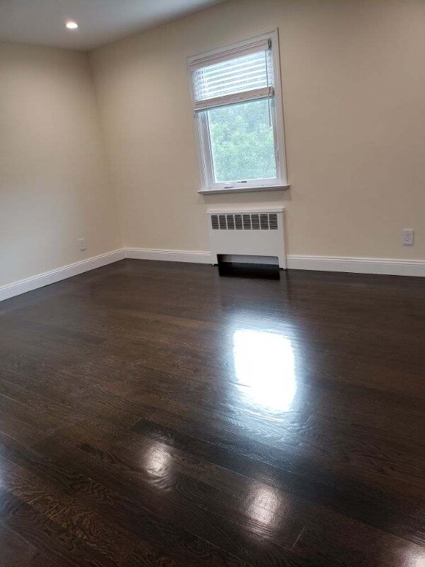 Building Photo - 250 Tibbetts Rd