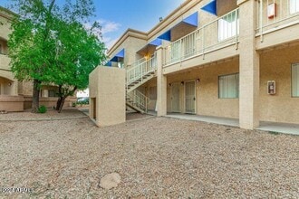 Building Photo - 12221 W Bell Rd