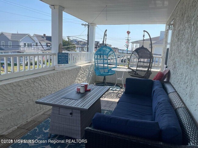 Foto del edificio - 711 Beach Ave