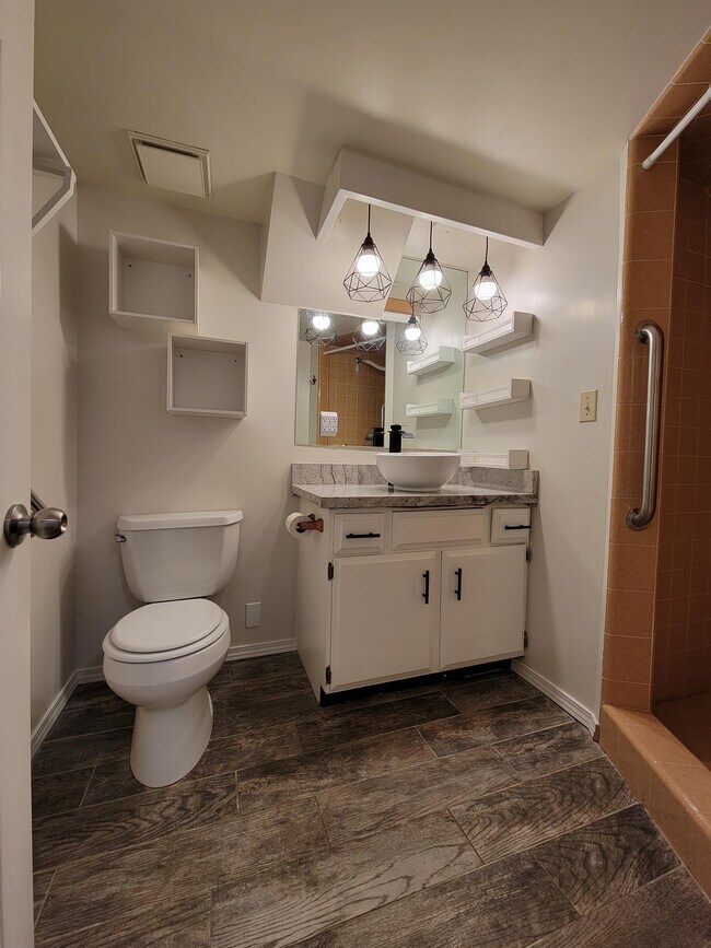 Foto del edificio - 8796 Grand Oak Dr