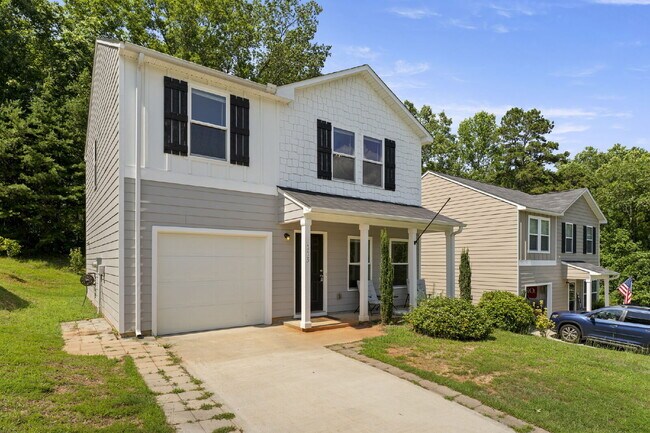 Foto del edificio - Charming 3-Bedroom Home in Millstone Subdi...