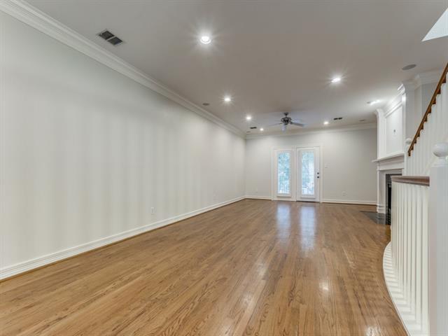 Foto del edificio - 2412 Worthington St