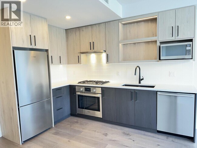 Photo du bâtiment - 6859-6859 Cambie St.