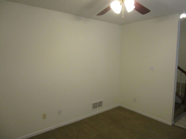 Foto del edificio - 1616-1618-1618 Juniper Dr