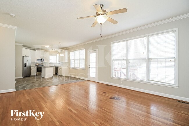 Foto del edificio - 403 Beech Ridge Rd