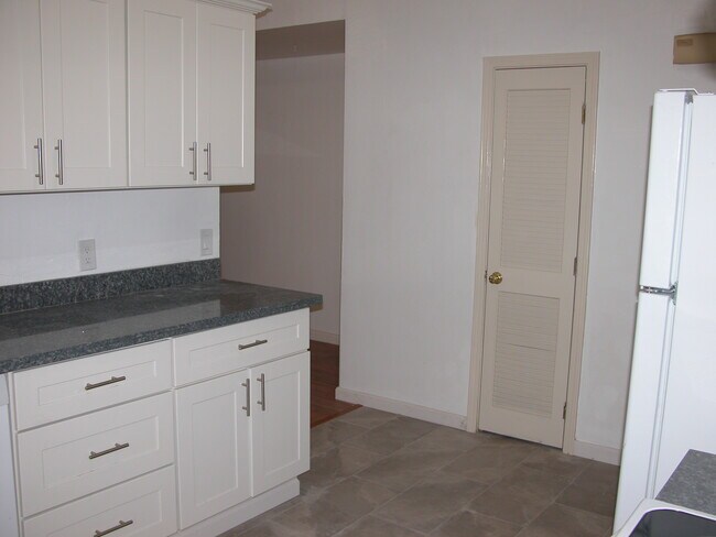 Kitchen - 1505 Adeline St