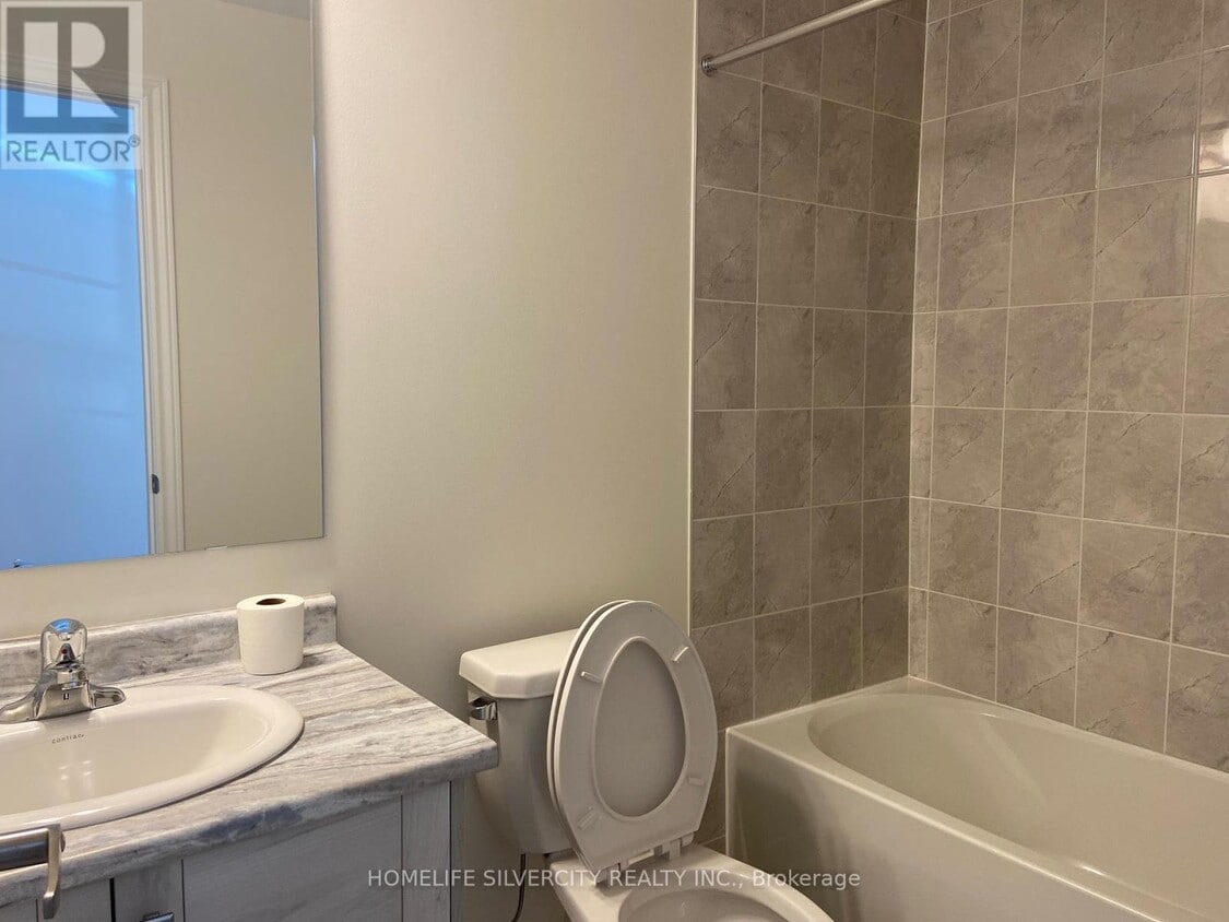 Photo du bâtiment - 12176 McLaughlin Rd