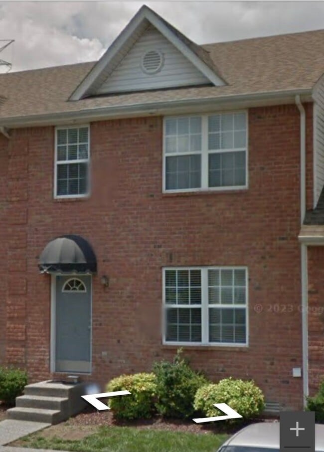 Building Photo - 2120 Lebanon Pike
