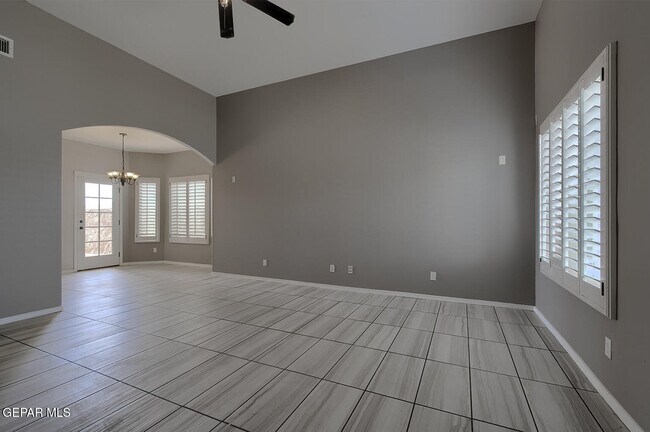 Foto del edificio - 14708 Boer Trl Ave