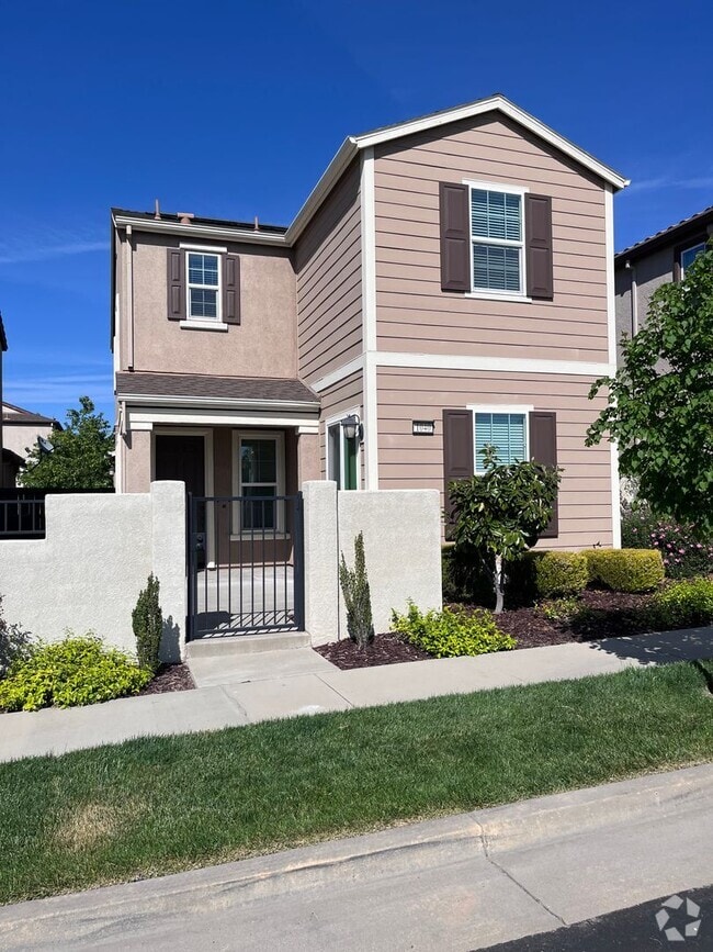 Building Photo - 1040 Rothbury Ln