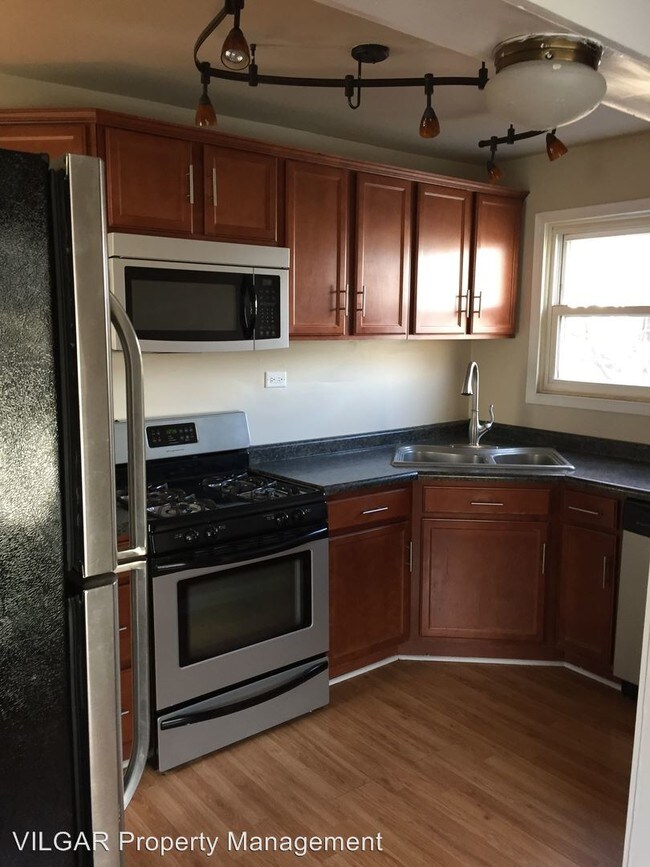 Building Photo - 3 br, 2 bath House - 5715 Baring Ave