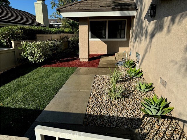 Building Photo - 24 Woodgrove