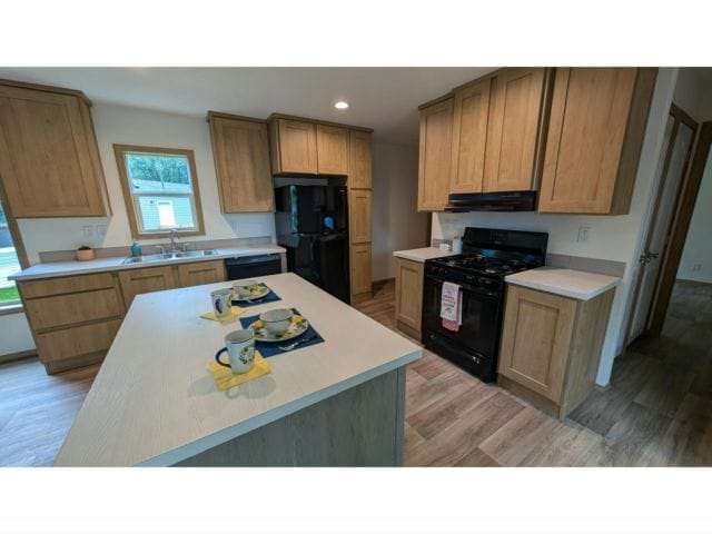 Building Photo - 156 Lynn Ln