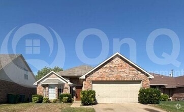 Building Photo - 733 Rockett Ln