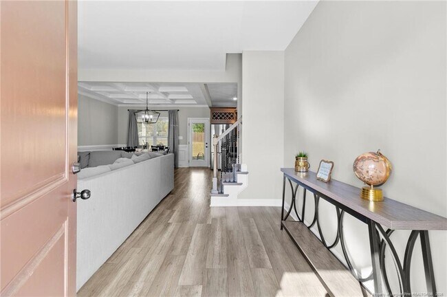 Foto del edificio - 101 E 6th Ave