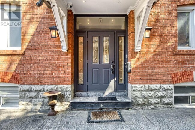 Building Photo - 34 Rusholme Dr