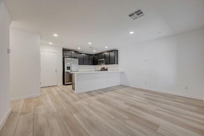 Foto del edificio - 10772 Paget Ct