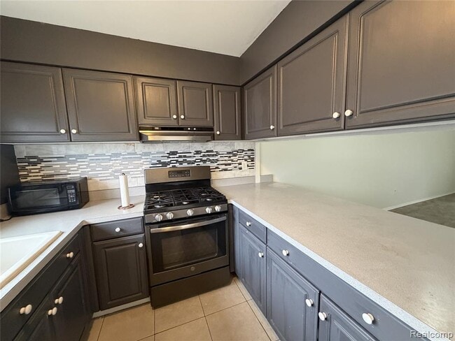 Foto del edificio - 1780 E Thirteen Mile Rd