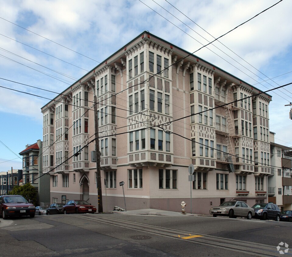 Building Photo - 1401 Washington St