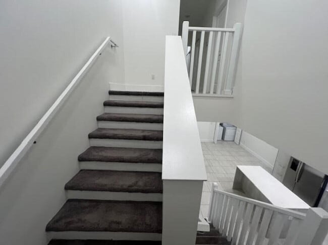 Building Photo - 3884 Melaleuca Ln