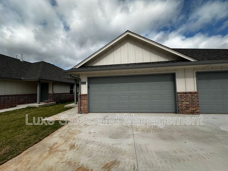 Primary Photo - 3713 Franks Way