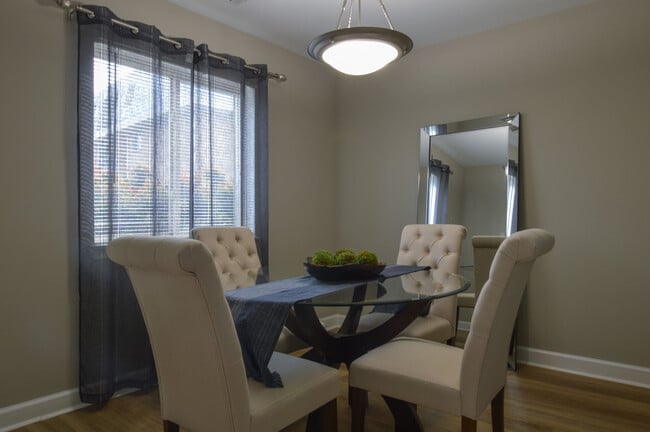 Foto del edificio - Crystal Springs