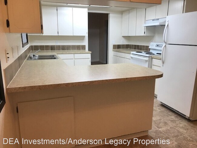 Building Photo - 4 br, 1.5 bath House - 13310 NE 39th Street