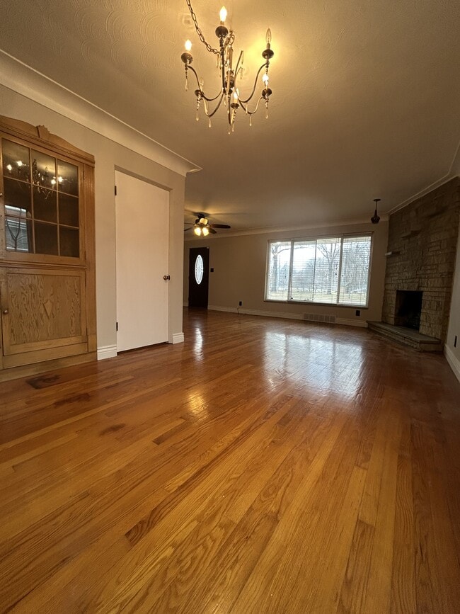 Foto del edificio - 2842 State St