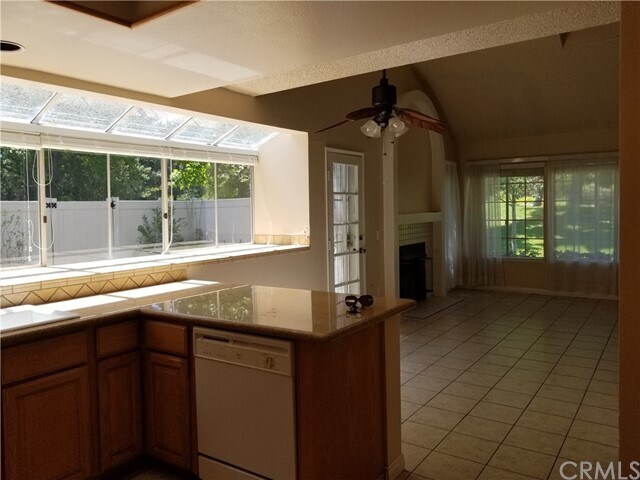 Building Photo - 20725 E Crest Ln