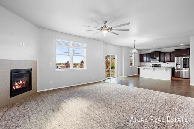 Building Photo - 1095 W 170th Pl