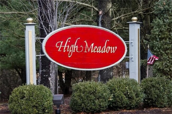 Foto del edificio - 41 Ledgewood Dr