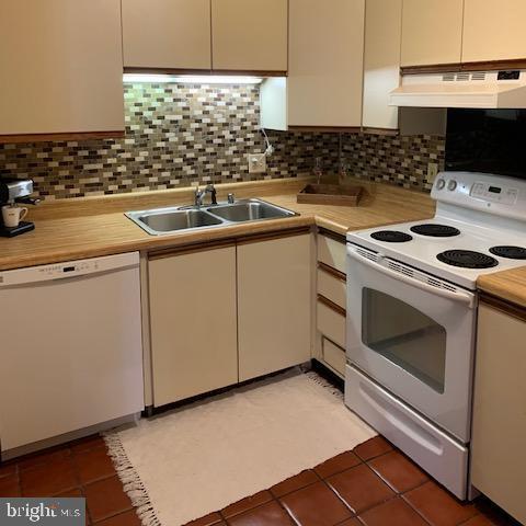Building Photo - 13113 River Terrace