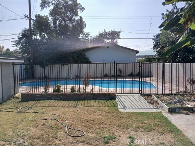 Building Photo - 1642 Bunker Ave