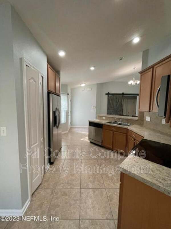 Foto del edificio - 241 N Aberdeenshire Dr