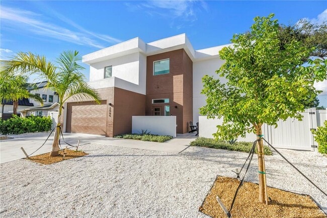 Foto del edificio - 2065 Goldenrod St