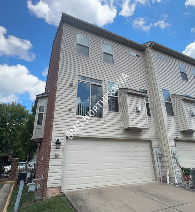 Photo - 9220 PRESCOTT AVENUE- House