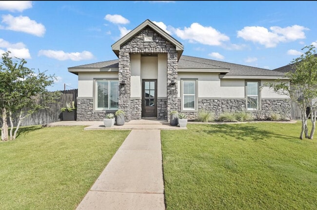 Building Photo - 8616 Santa Isabella
