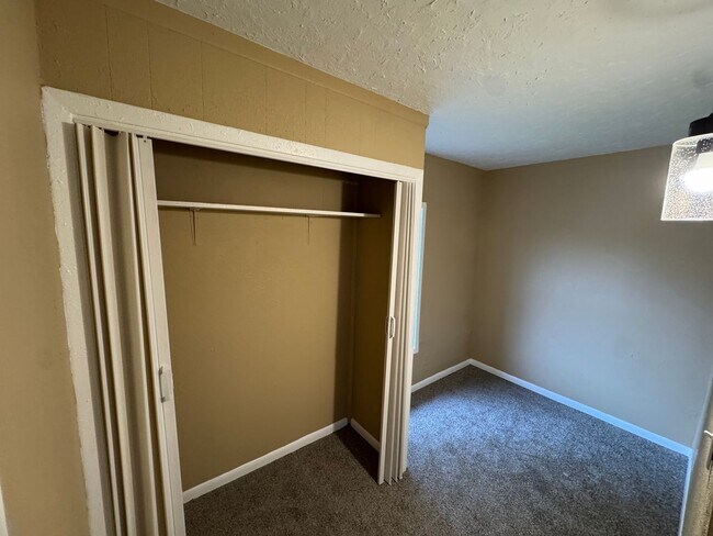 Foto del edificio - Charming 2-Story Home in Moline!