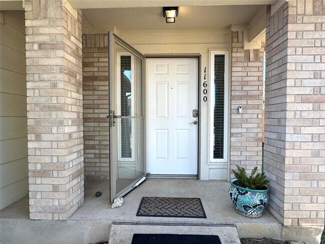 Foto del edificio - 11600 Mary Hargrove Ln