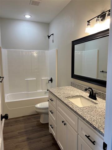 Building Photo - 7558 Tuscany Dr