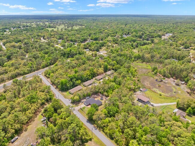 Building Photo - 2910 S Coleman-Rent Specials Offered!