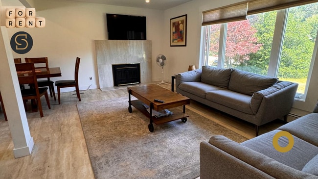 Building Photo - 40221 Garibaldi Way