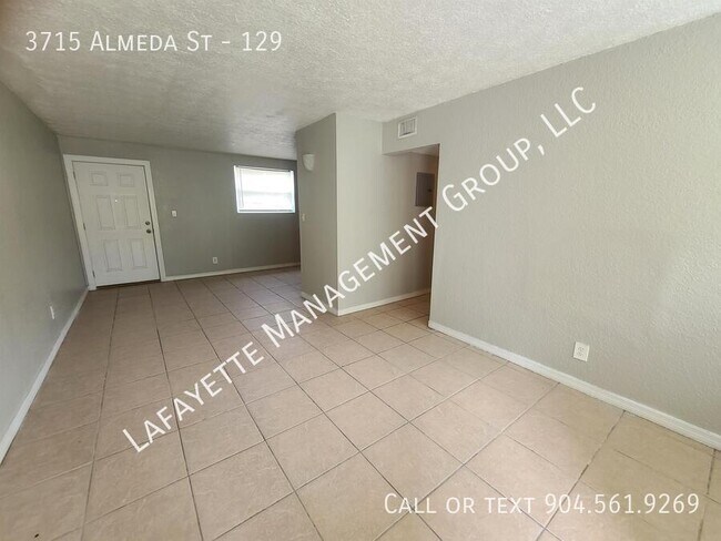 Building Photo - 3715 Almeda St